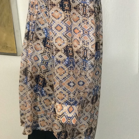 Button down blouse - Picture 3 of 8